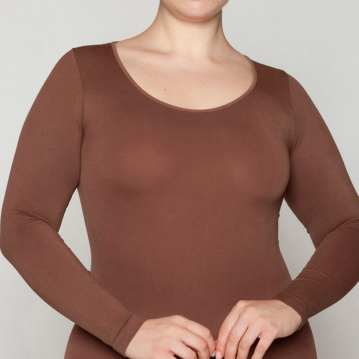 Monarch - Polera Esencial Manga Larga