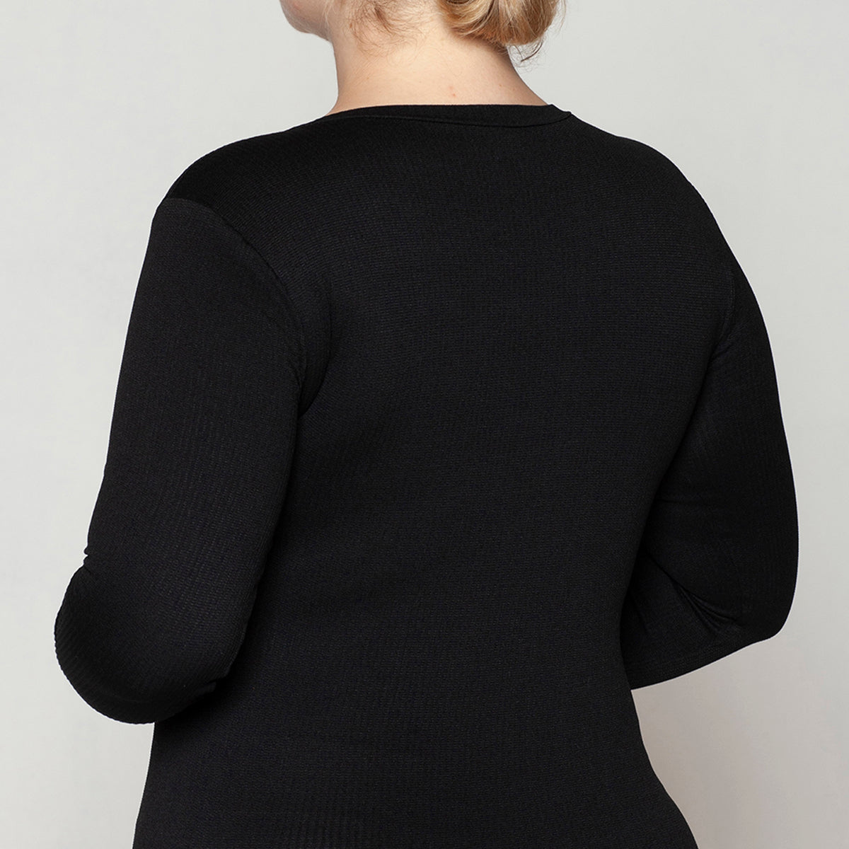 Monarch - Polera Esencial Acanalado Escote V