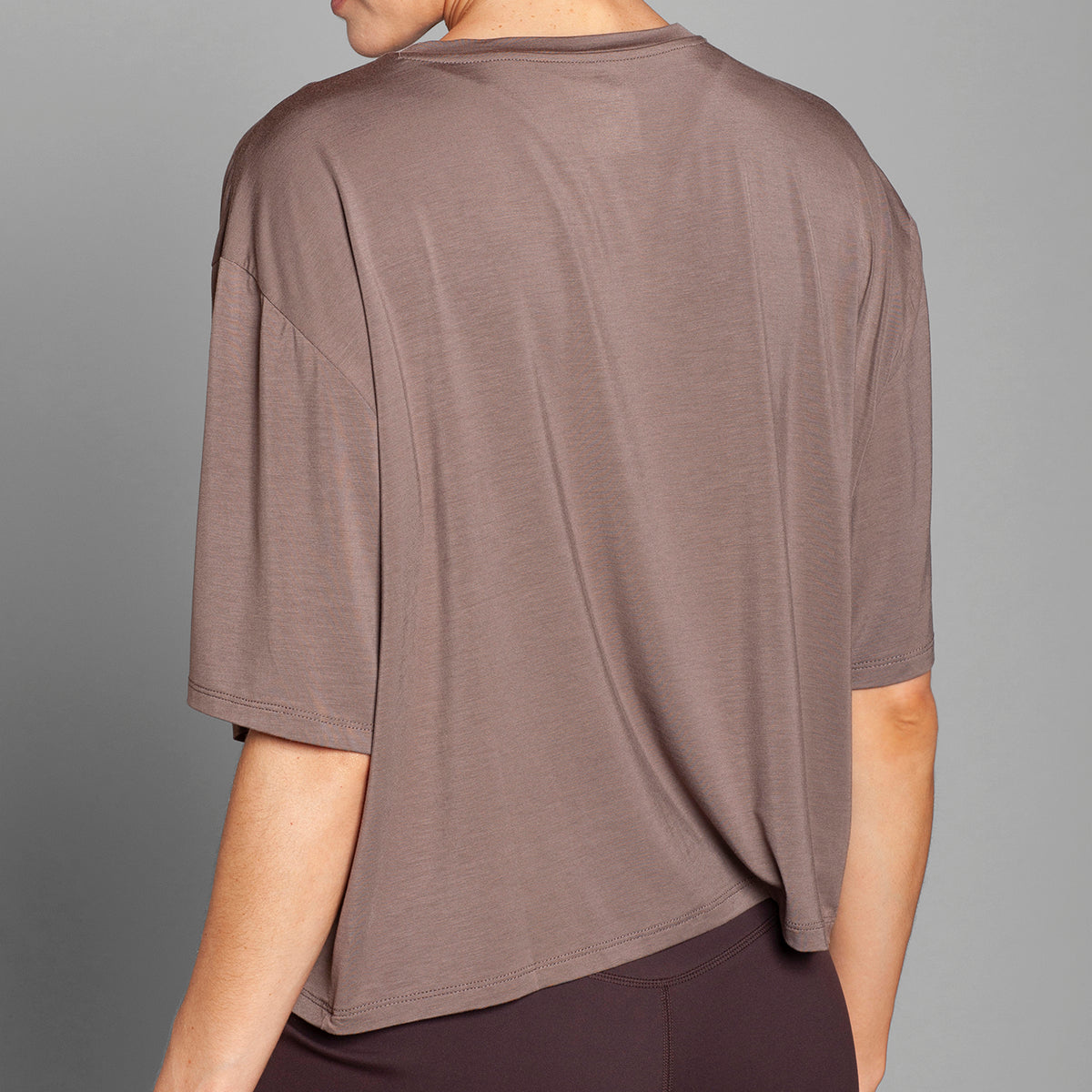 Monarch - Polera Manga Corta Sport Taupe