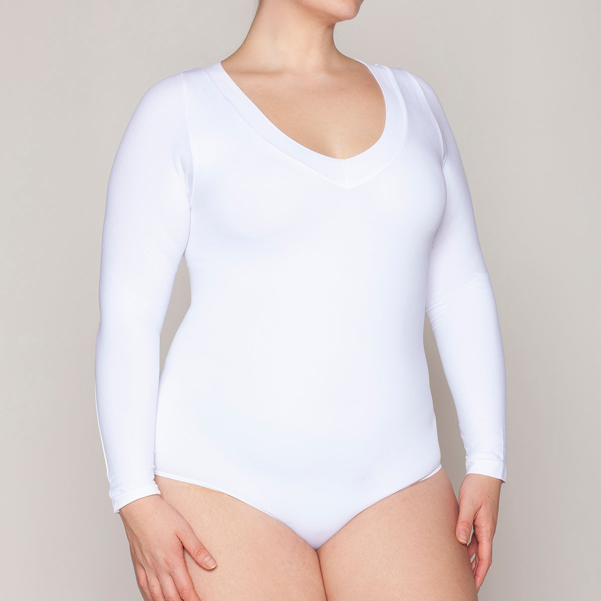 Monarch - Body Escote V Manga Larga