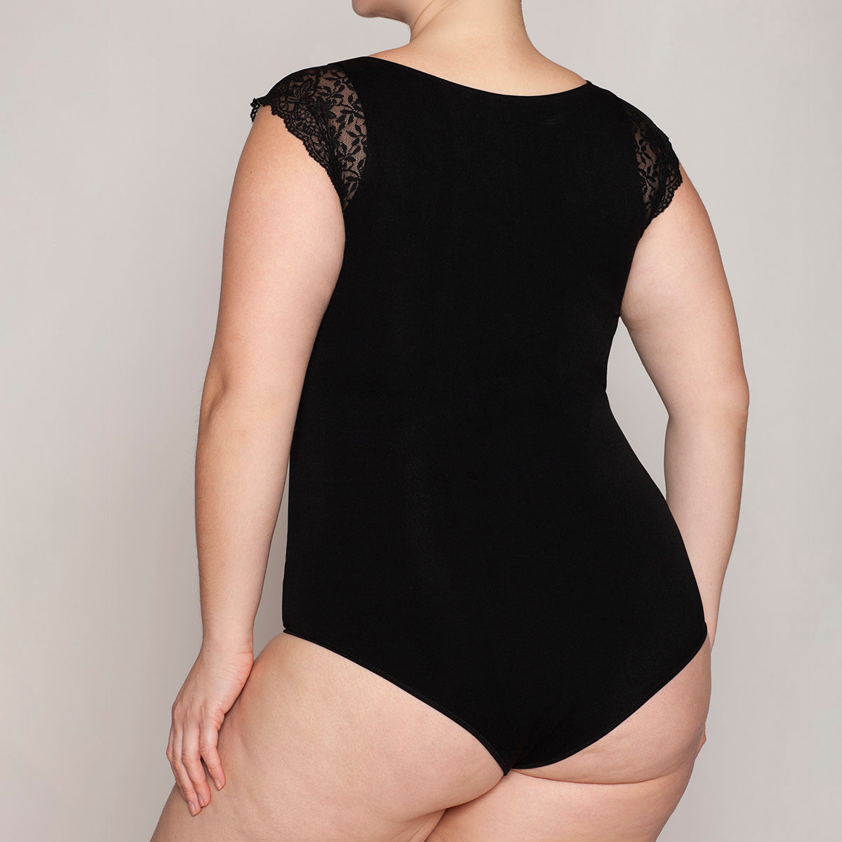 Lasst - Body Escote Redondo Manga Encaje