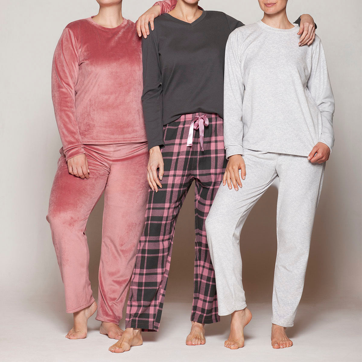 Monarch - Pijama Mujer Plush Cuello Redondo