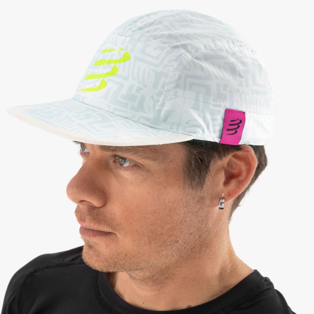 Compressport - Jockey 5 Panel Light Blanco