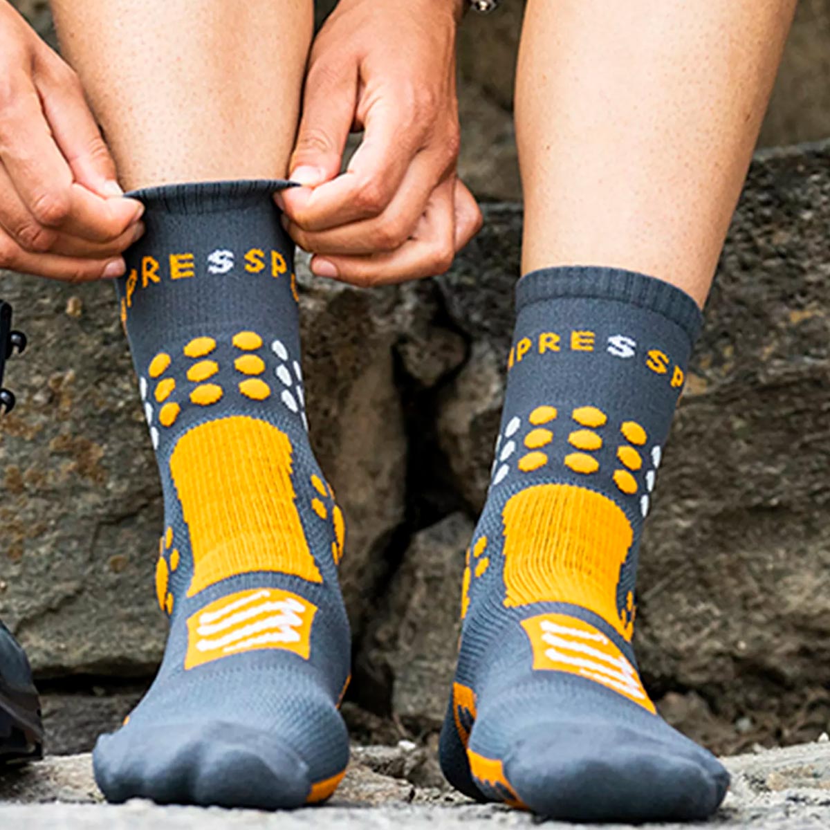 Compressport - Calcetín Trekking Grey