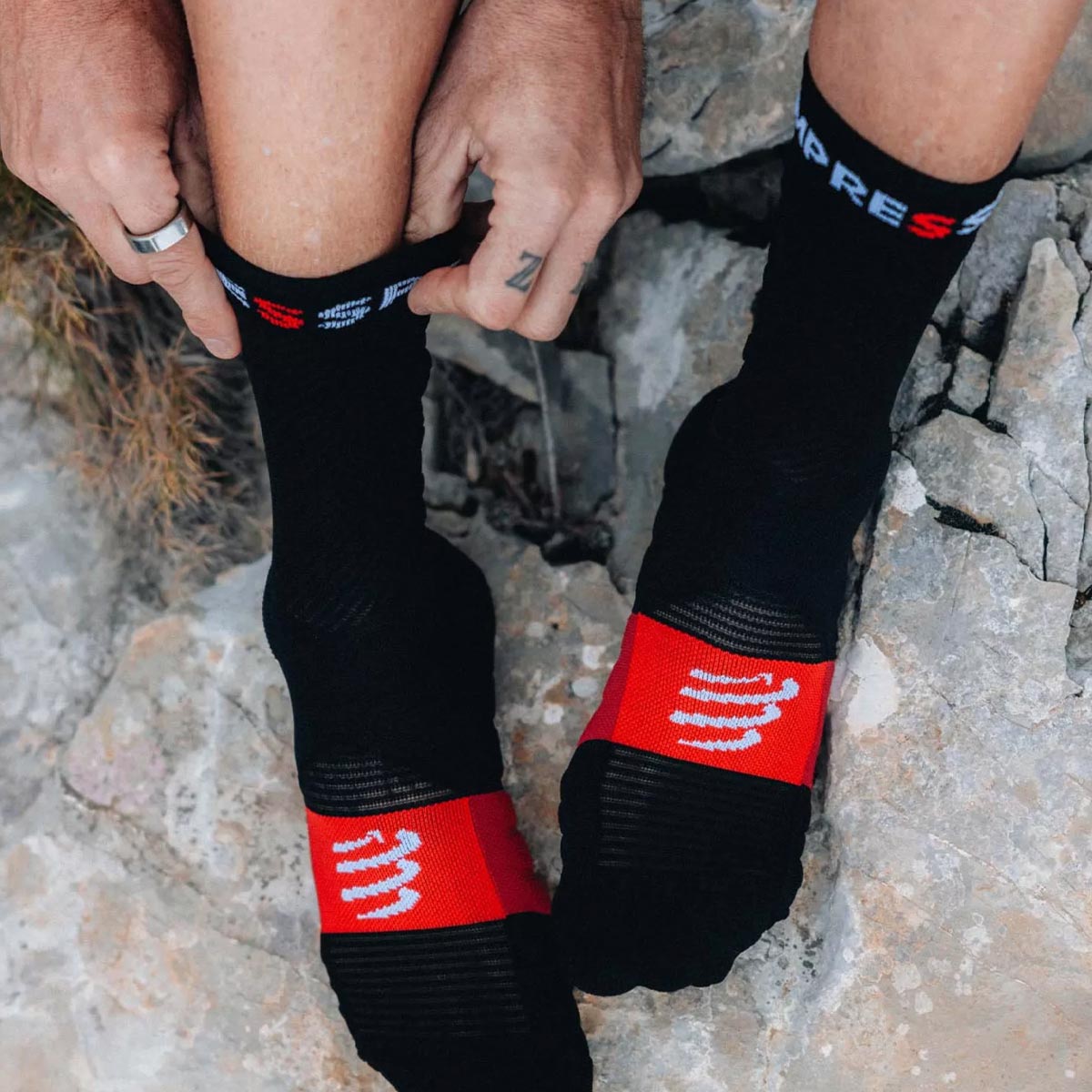 Compressport - Calcetín Ultra Trail V2.0 Negro