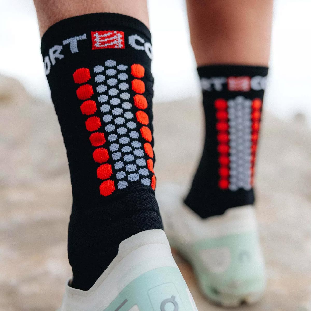 Compressport - Calcetín Ultra Trail V2.0 Negro