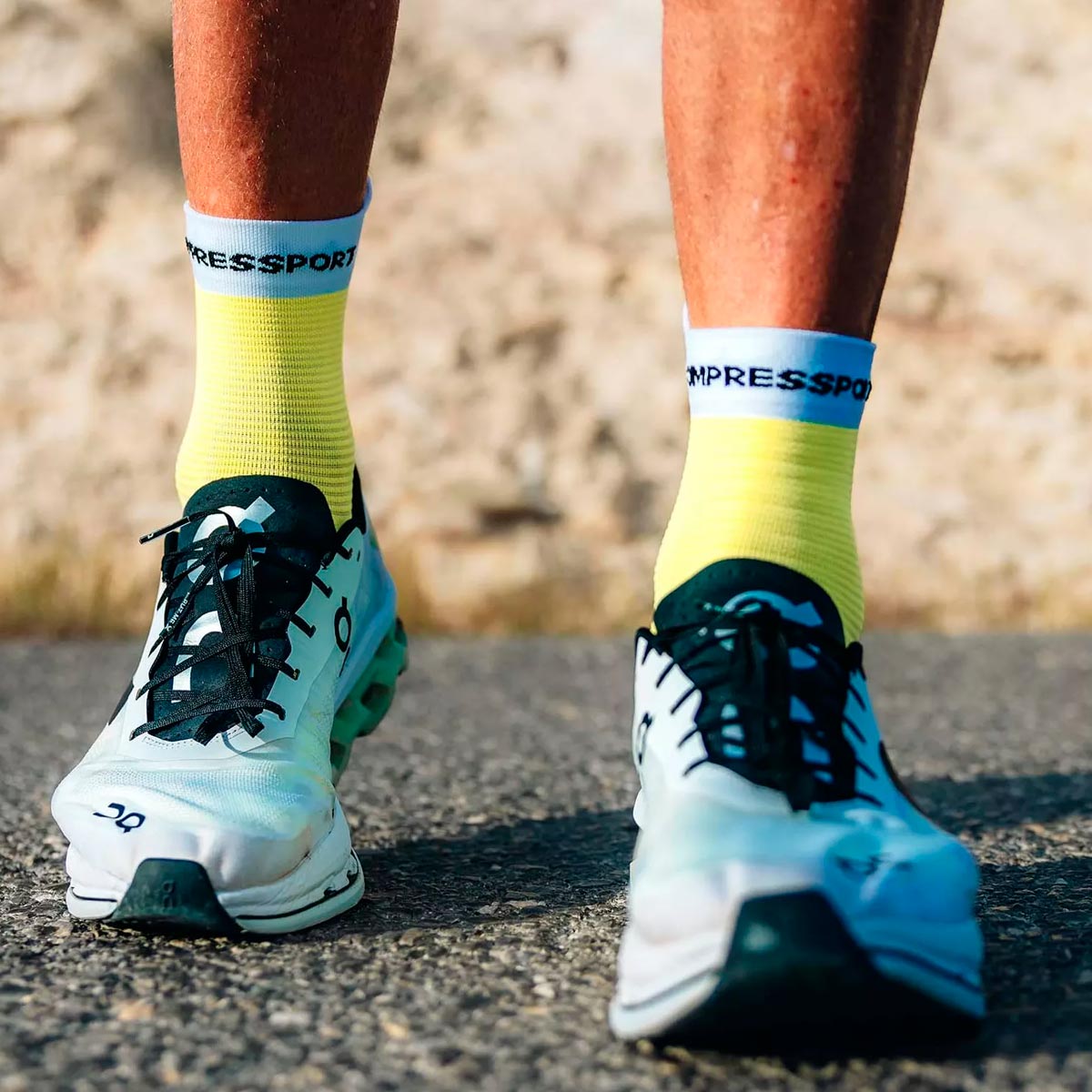 Compressport - Calcetín Pro Racing v4.0 Run High Amarillo