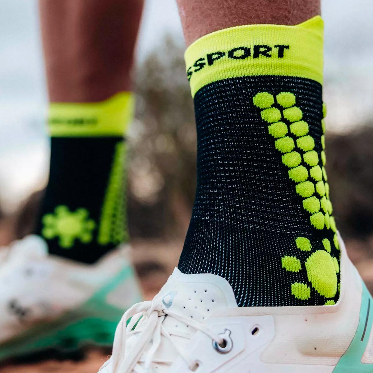 Compressport - Calcetín Pro Racing v4.0 Trail Black