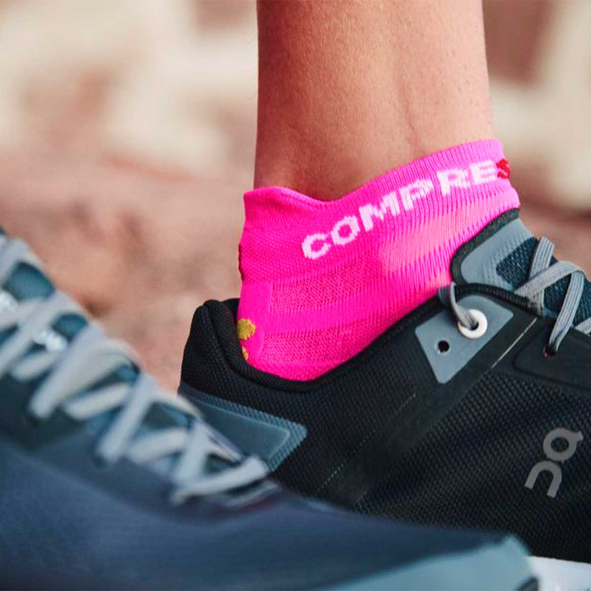 Compressport - Calcetín Pro Racing V4.0 Ultralight Run Low