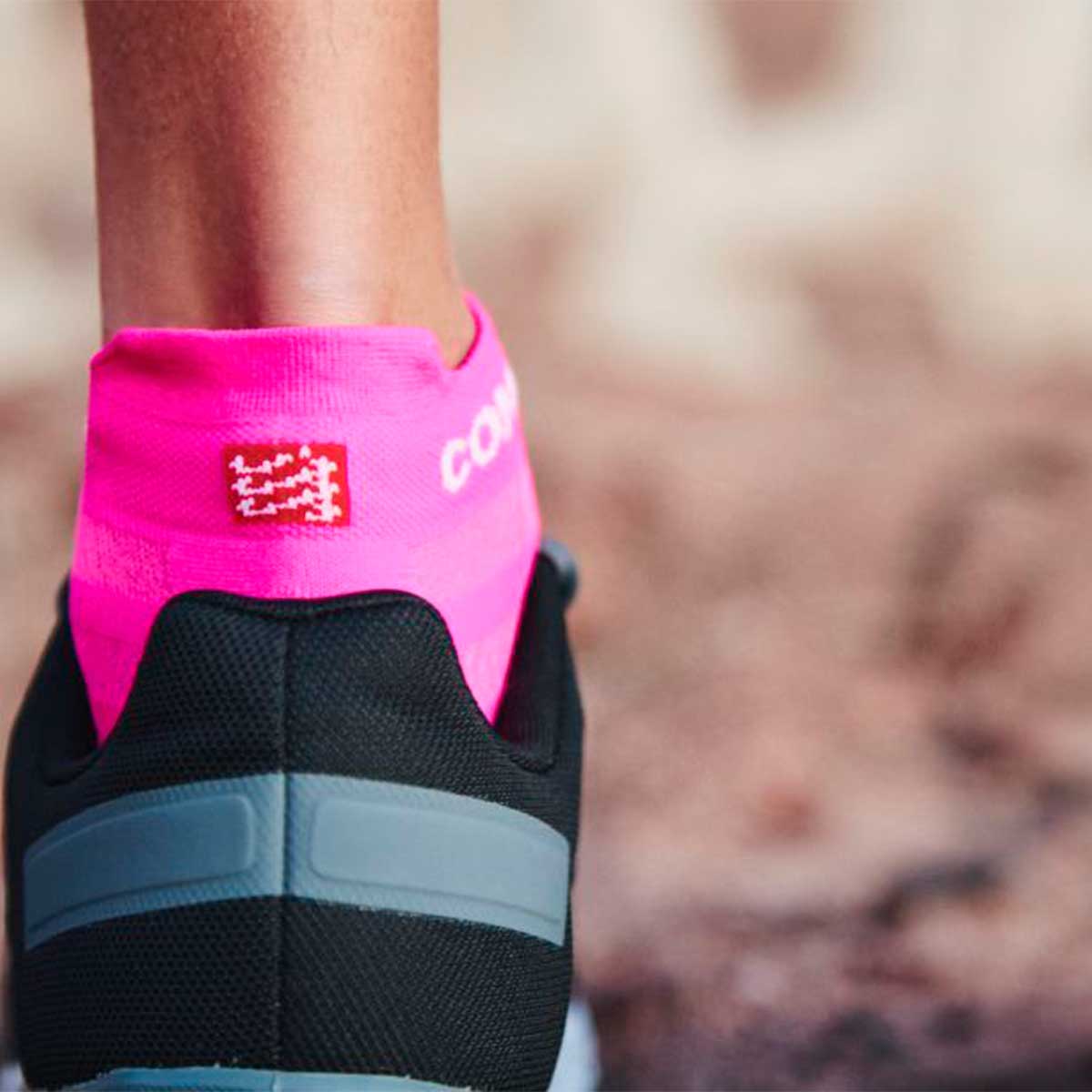 Compressport - Calcetín Pro Racing V4.0 Ultralight Run Low